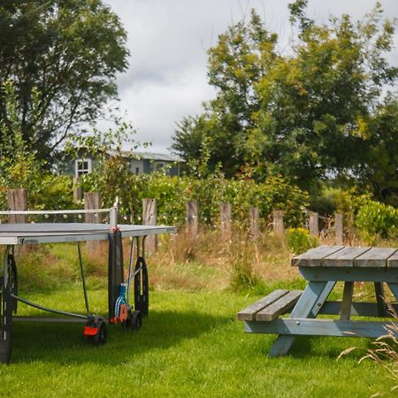 Luxury Shepherd'S Hut On Flower Farm With Outdoor Bath In Mid Cornwall トルーロー エクステリア 写真